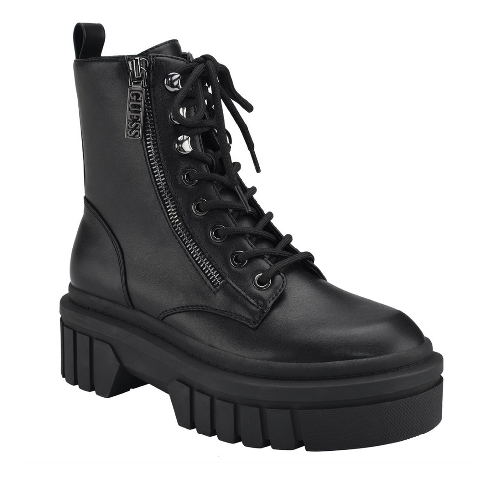 Guess Womens Ferina Round Toe Combat Boots